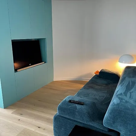 Umi Apartman *